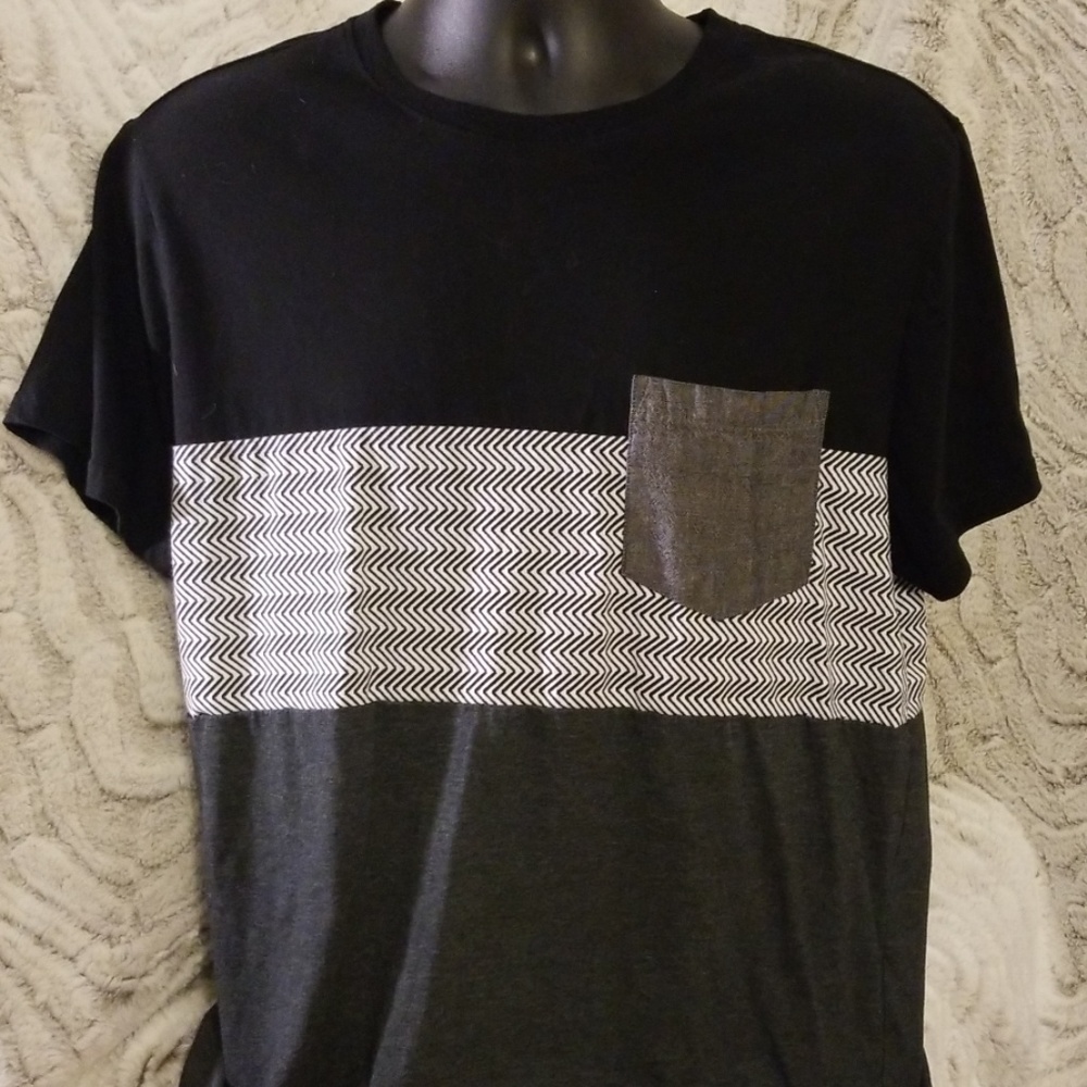 Final sale 🛑Large Mens t shirt grey & black